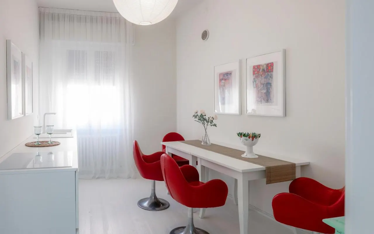 Dellefarfalle Boutique Apartments 圣阿兹吉罗迪奥 意大利