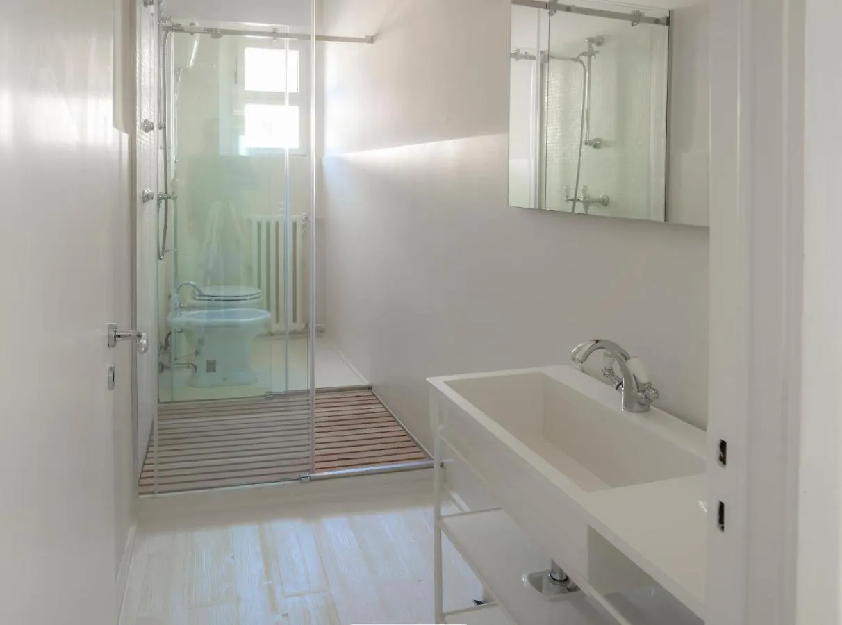 Dellefarfalle Boutique Apartments 圣阿兹吉罗迪奥 0*,  意大利