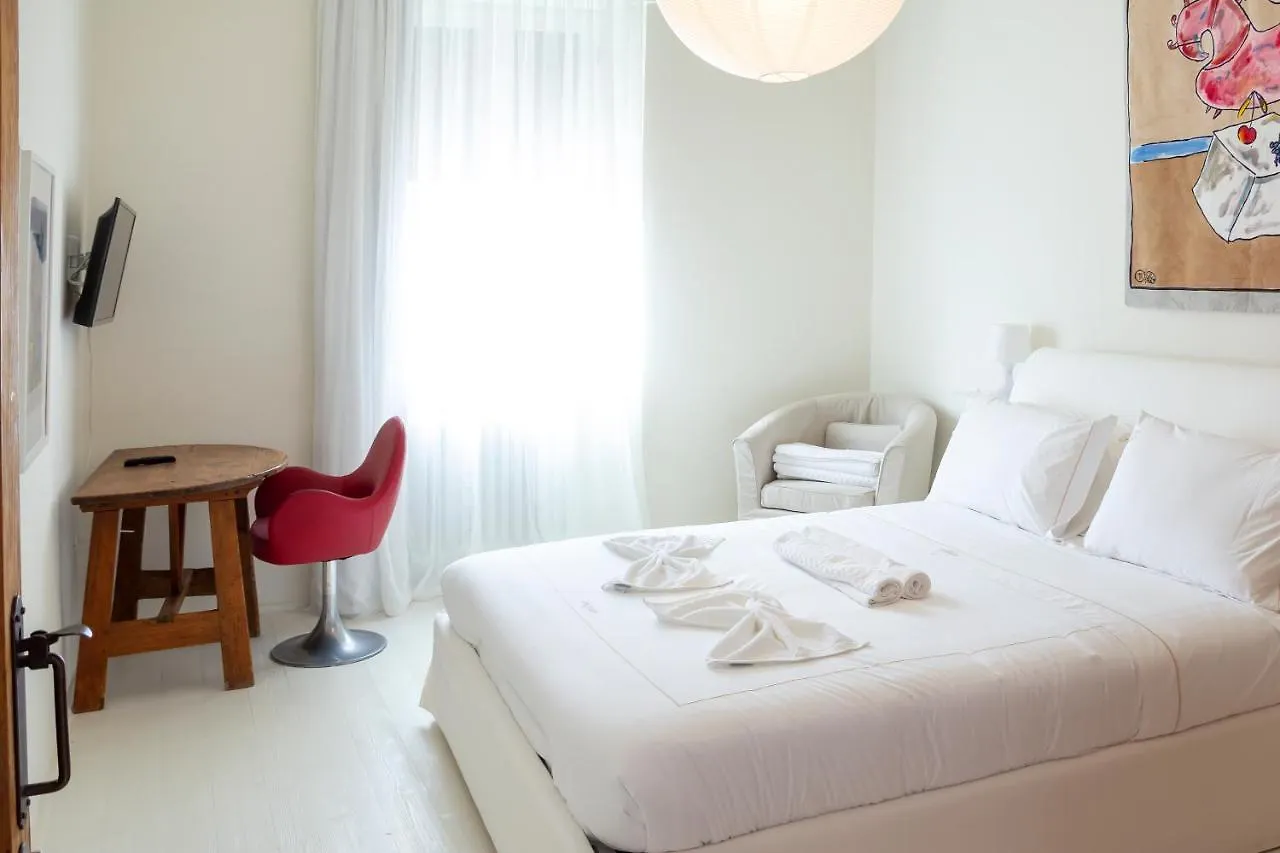 Dellefarfalle Boutique Apartments 圣阿兹吉罗迪奥